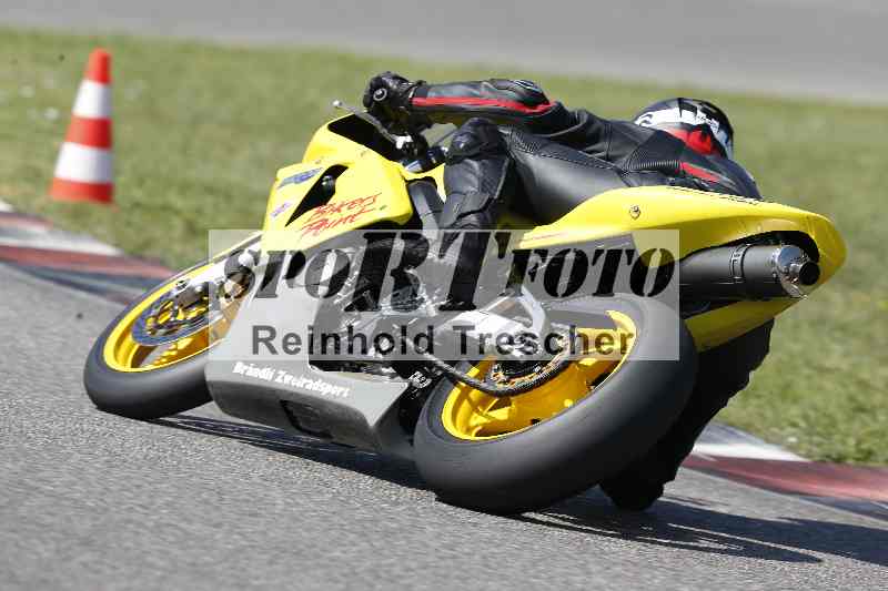 /44 09.08.2025 Plüss Moto Sport ADR/Freies Fahren/255